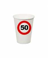 32x stuks verjaardag feest bekertjes 50 jaar stopbord thema